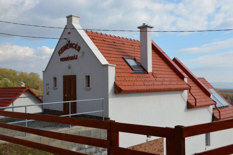 Kemencés Vendégház bejárat