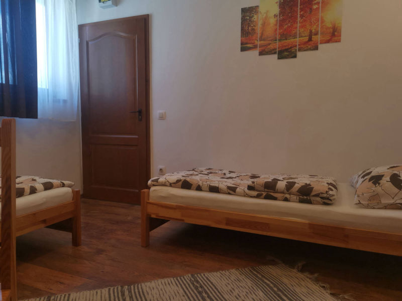 Kemencés Vendégház szoba ágyak